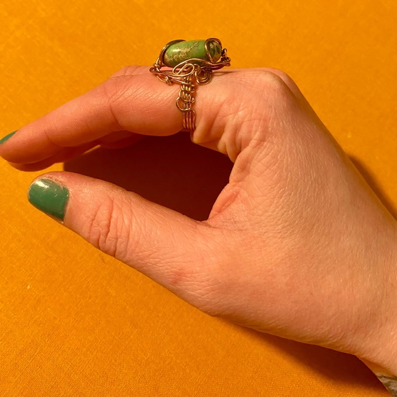 Wire wrapped turquoise ring - Picture 6 of 9